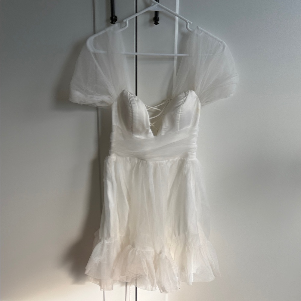 Selfie Leslie Pixi Off-Shoulder Lace-Up Back Mini Dress White